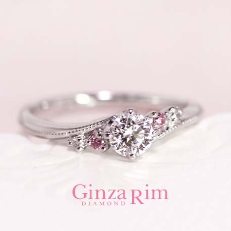 Ginza Rim／銀座リム:【銀座リム／ミア】可憐なミル打ちが大人＆上品なピンクダイヤモンドリング。