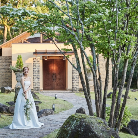 THE HILLTOP TERRACE NARA（ザ・ヒルトップテラス奈良）：お盆限定◇A5和牛試食×最大140万優待×森のリゾート貸切体験