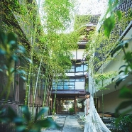 FUNATSURU KYOTO KAMOGAWA RESORT （国登録有形文化財）：【20大特典BIG】文化財式場体験×和牛など2万相当京フレンチ試食