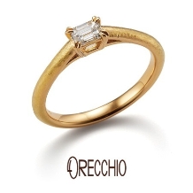 ＜ベチバー＞婚約指輪 シンプルなデザインとハンマー仕上げでアンティーク風デザイン
