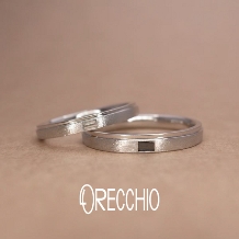 ＯＲＥＣＣＨＩＯ（オレッキオ）:＜ゲットウ＞結婚指輪　スターダスト仕上げと鏡面仕上げのコンビでシャープなデザイン