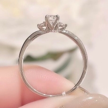 Bridal Jewelry Fujita（ブライダルジュエリーフジタ）:憧れのプラチナダイヤリングが10万円で叶うBALLOON FLOWER/キキョウ