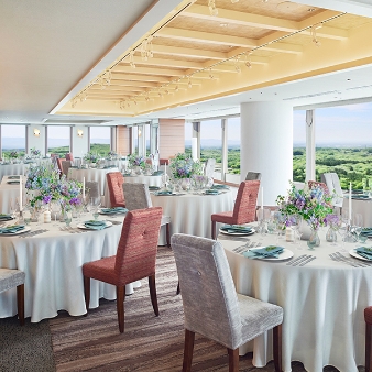 結婚式場：【来館特典1万円×無料試食付】最上階会場ウェディングフェア
