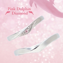 ピンクダイヤモンドのマリッジリング　Pink Dolphin Diamond