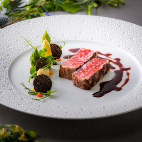 ホテル ラ・スイート神戸ハーバーランド　（ＨＯＴＥＬ　ＬＡ　ＳＵＩＴＥ　ＫＯＢＥ　ＨＡＲＢＯＲＬＡＮＤ）：★20名様迄の結婚式★当日宿泊特典×贅沢試食×純白チャペル