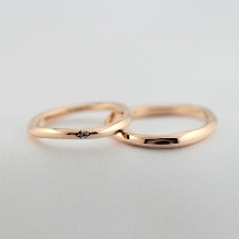 結婚指輪専門店　工房Ｒｙｏ:【繊細ななだらかさのある結婚指輪】曲線タイプ