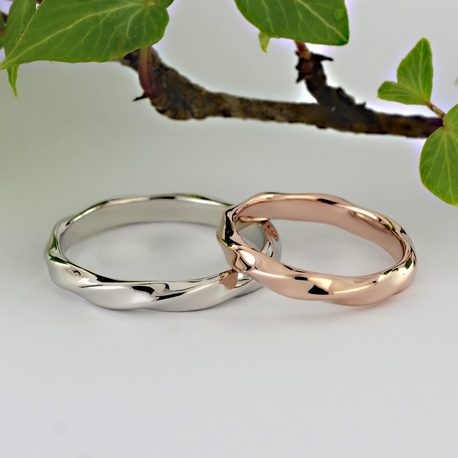 結婚指輪専門店　工房Ｒｙｏ:【指輪がくるくる回っても気にならないデザイン】曲線タイプ