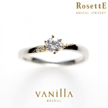 VANillA（ヴァニラ）:ライフスタイルに自然に溶け込む、さりげないゴールドが魅力の結婚指輪