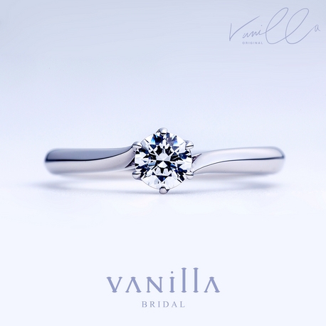 VANillA（ヴァニラ）:指元が美しく、ダイヤモンドも輝くようにデザインされた婚約指輪