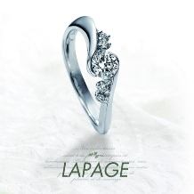 【minoru】LAPAGE（ラパージュ）の婚約指輪　「クレマチス」