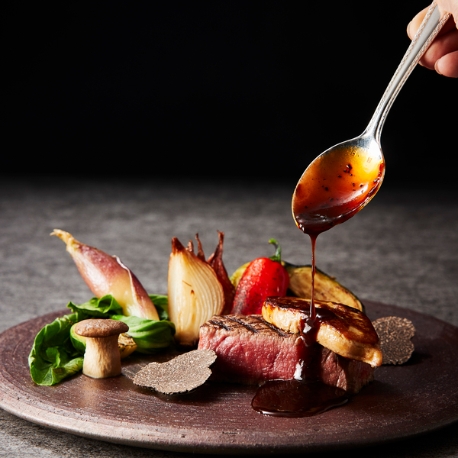 セント レジス ホテル 大阪：4/30限定ワンフロア貸切体験×美食体験×豪華宿泊優待フェア