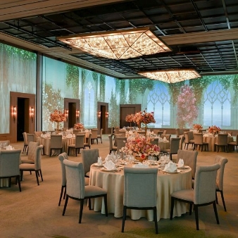 マンダリン オリエンタル 東京:【2027年7・8月◆50名445万円】新郎新婦宿泊2泊プレゼント◆挙式＋披露宴お見積もり例