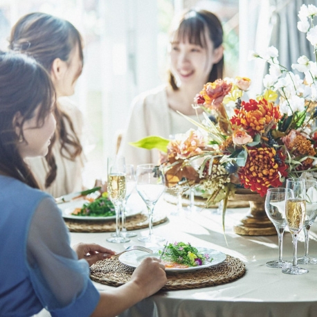 ローズガーデン／ロイヤルグレース大聖堂：＼少人数婚3大特典！花嫁必見／贅沢貸切叶える★会場見学×試食