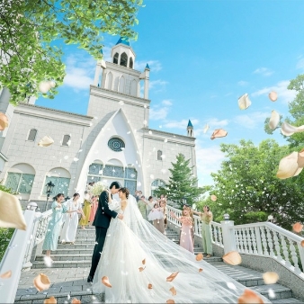 結婚式場：【近江牛＆松坂牛食べ比べGIFT付】大聖堂×*感動演出*試食＆試着