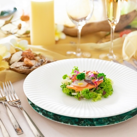 バリテラスCoCo金沢：【来館1万＆3万相当*絶品試食】貸切リゾート邸宅×プレ花体験