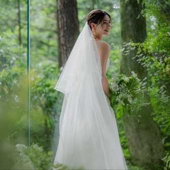 ＡＮＥＬＬＩ　軽井沢（アネーリ　軽井沢）:NEW！【26年4-6月】＜20名123万/30名153万＞新緑×晴天率抜群の春*ドレス2着&教会式&広域送迎など全部込み