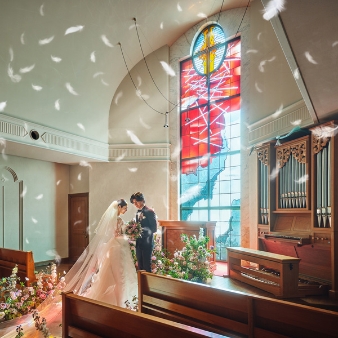 結婚式場：残▲150万特典＆スイート宿泊付｜上質ホテル×牛フィレ6品試食