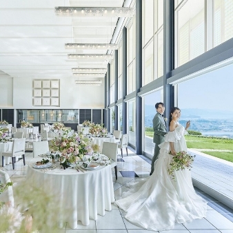 結婚式場：【月1BIG】限定特典！ドレス見学×旬彩贅沢2.5万試食×貸切W体験