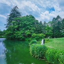 軽井沢プリンスホテル　フォレスターナ軽井沢:26年9月限定*涼やかな風に癒されるプレミアムウエディングプラン【4月の前撮りがお得に！特別特典あり】