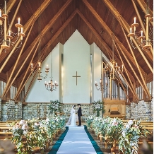 パレスグランデール:【オールシーズン対応】大切な家族と過ごす特別な一日[チャペル挙式＆10名様食事会]