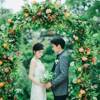 Q.E.D.CLUB:【月曜限定】フォトウェディングプラン:広大なガーデンとアートに囲まれたプライベート空間で全館貸切の撮影ができます