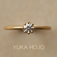 8,000本から選ぶ婚約指輪！「YUKA HOJO」正規取扱店