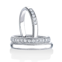ＴＡＫＥＵＣＨＩ　ＢＲＩＤＡＬ:ミルグレインが魅力！たっぷりのダイヤが輝く結婚指輪【モニッケンダム】