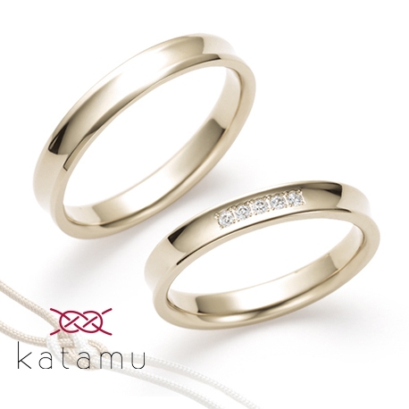 ＴＡＫＥＵＣＨＩ　ＢＲＩＤＡＬ:ハニーイエローゴールドの優しい色合いとシャープな形のコントラストが魅力の結婚指輪