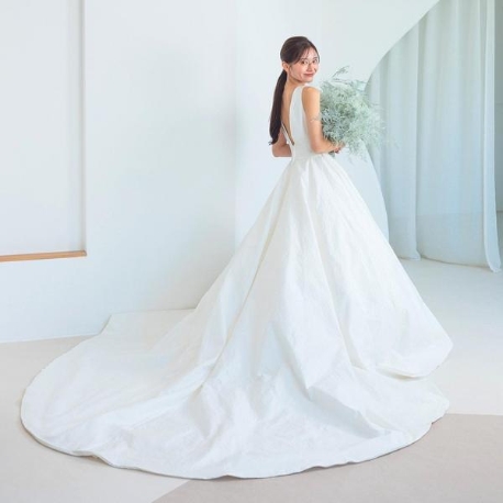 ララシャンス迎賓館：プレ花嫁人気【ドレス試着×チャペル×豪華試食】3大体験フェア