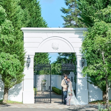 アートグレイス フォレスト迎賓館：《初見学に♪予約数No.1》全館見学×光のチャペル×挙式半額
