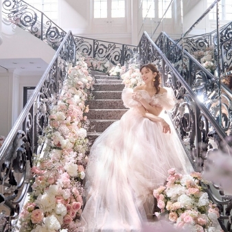 結婚式場：＼憧れ花嫁体験／感動演出×ドレス×140万優待♪4万実演試食付き