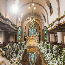 アニバーサリーガーデン　南蔵王・聖ペトロ教会:ふたりのけじめとして《挙式のみ＊2名49万円》本格聖堂で叶える挙式のみウエディング