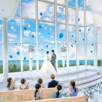 結婚式場：【連休最終日★ドレス50万無料】憧れ挙式×豪華コース試食×貸切