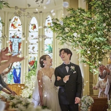 セントグレースヴィラ：【土曜日限定】独立型ステンド教会×大階段×ドレス♪100万特典