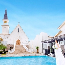 パラシオ・デ・ビアナ　ベル・カーサ:【2026年6～8月限定】プールガーデンを使って爽やかな夏婚を《60名351万→205万》最大146万ご優待