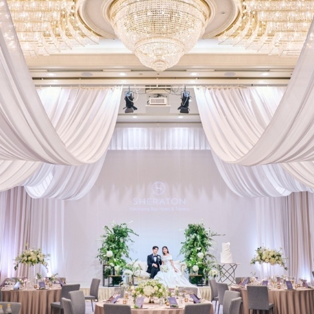 横浜ベイシェラトン ホテル＆タワーズ：【少人数婚のお2人】スペシャリテ試食×感動のホテル挙式体験