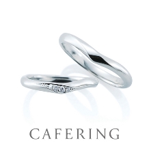 婚約指輪とぴったり重なる結婚指輪で使う機会を増やせるデザイン