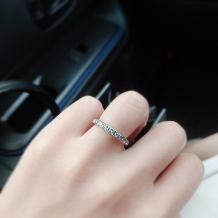 豪華なエタニティリング♪婚約指輪と結婚指輪を兼用で考えている方や周年記念にも！