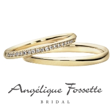 アンジェリック　フォセッテ　ブライダル:華やかな印象のゴールドでも華奢なフォルムなので品良く、きちんと感もあるデザイン！