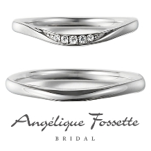 アンジェリック　フォセッテ　ブライダル_【ダイヤモンドの留め方にこだわり有！】指馴染みもよくとても優しい雰囲気の結婚指輪