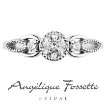 アンジェリック　フォセッテ　ブライダル:天使の羽をイメージしてデザインされた個性派エンゲージで一目置かれる花嫁に！