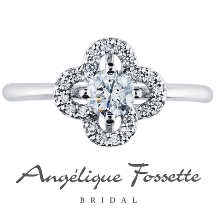 アンジェリック　フォセッテ　ブライダル:まるで宝石の妖精たちがメインのダイヤの周りに集まったような幻想的なエンゲージ！