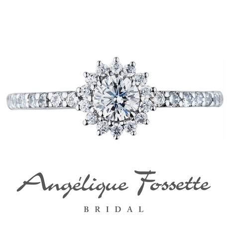 アンジェリック　フォセッテ　ブライダル:ふんだんにダイヤがあしらわれた華やかエンゲージ。華美過ぎない絶妙なバランスが人気