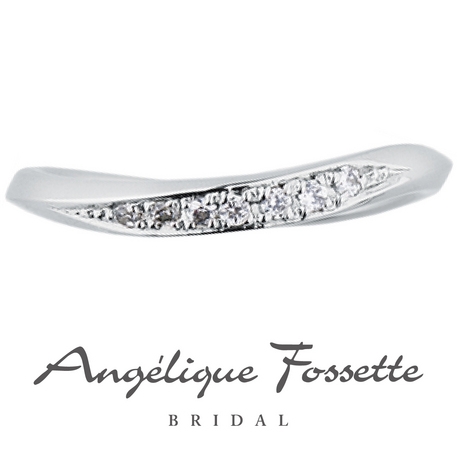 アンジェリック　フォセッテ　ブライダル:キラキラ輝く７石のダイヤモンドが上品な人気デザイン！細身ですっきり着けられる♪