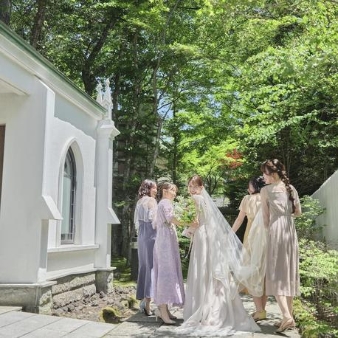 旧軽井沢礼拝堂 旧軽井沢ホテル音羽ノ森:【マイカー優待&スイーツ付】森のプライベートウエディング体験