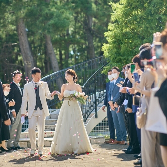 KASANE　HIKARI:≪2027年 冬婚≫【最大80万円優待！】2027年1月、2月の結婚式がお得に◆「オーシャンビュー」貸切邸宅W！