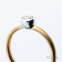 SUNDANCE　BRIDAL:【オーダーメイド婚約指輪】シンプルながらも美しいゴールドリング