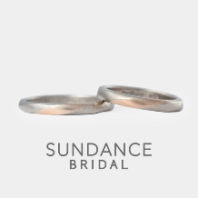 SUNDANCE　BRIDAL_【オーダーメイド結婚指輪】プラチナとピンクゴールドのツイストナローマリッジ