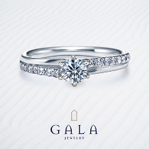 【GALA】ダイヤとプラチナ両方の輝きを楽しむことが出来る、ゴージャスデザイン＊