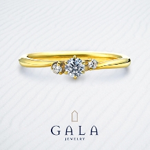【GALA】ダイヤとゴールドのコントラストが美しいエンゲージリング＊